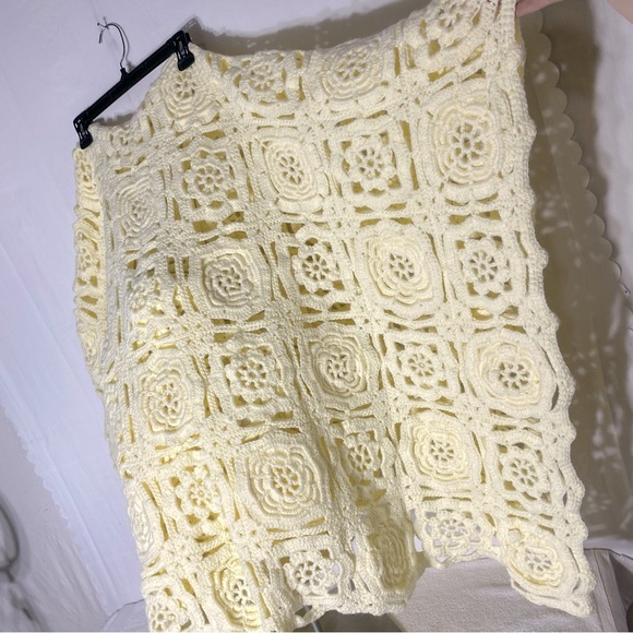Vintage Handmade Cream Crochet Lace Granny Square Flower Afghan Blanket - Picture 8 of 14
